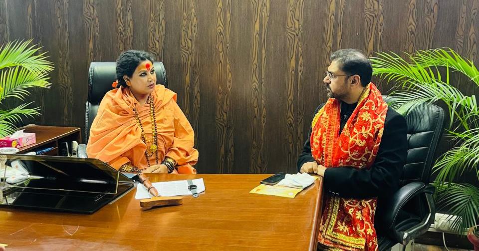 Cabinet Minister Satish Sharma Extends Support to Mahamandaleshwar Sanjananand Giri’s Chatushpath Yatra